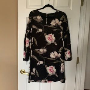 White House Black Market Floral Shift Dress